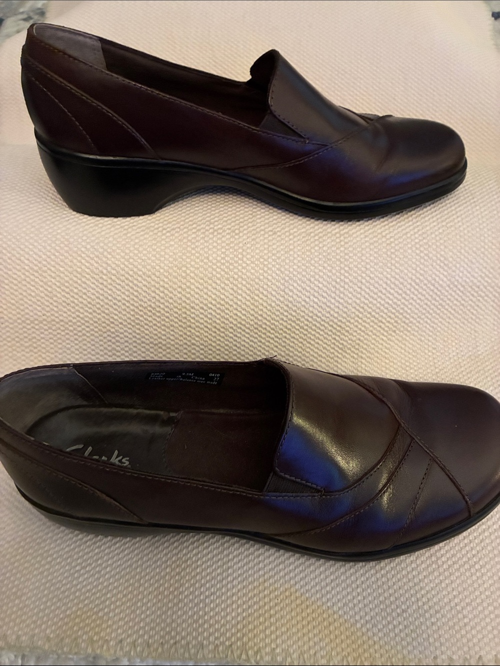 Clarks “BlackBerry” Women’s Leather Slip-On Loafers in Dark Brown